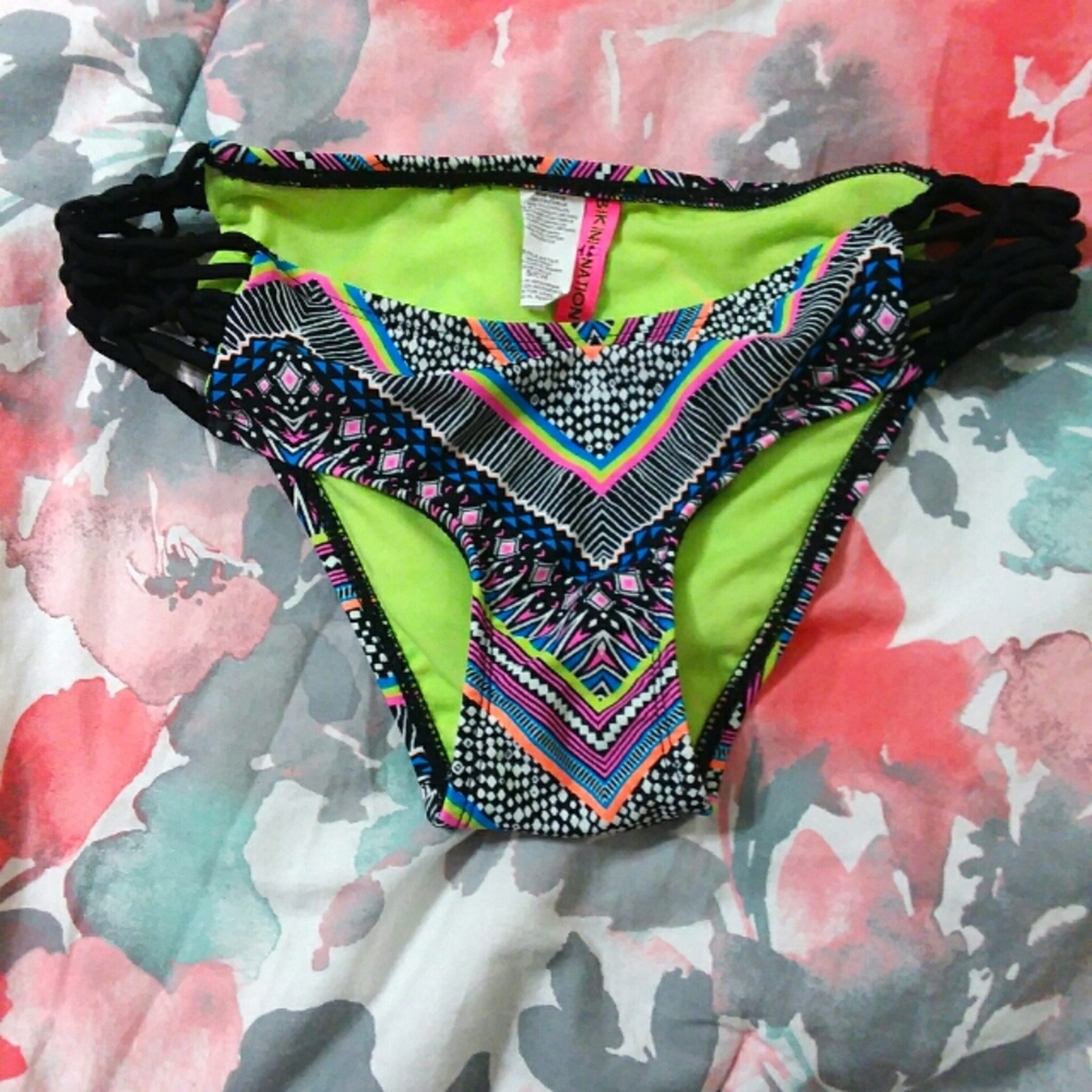 Bikini bottoms